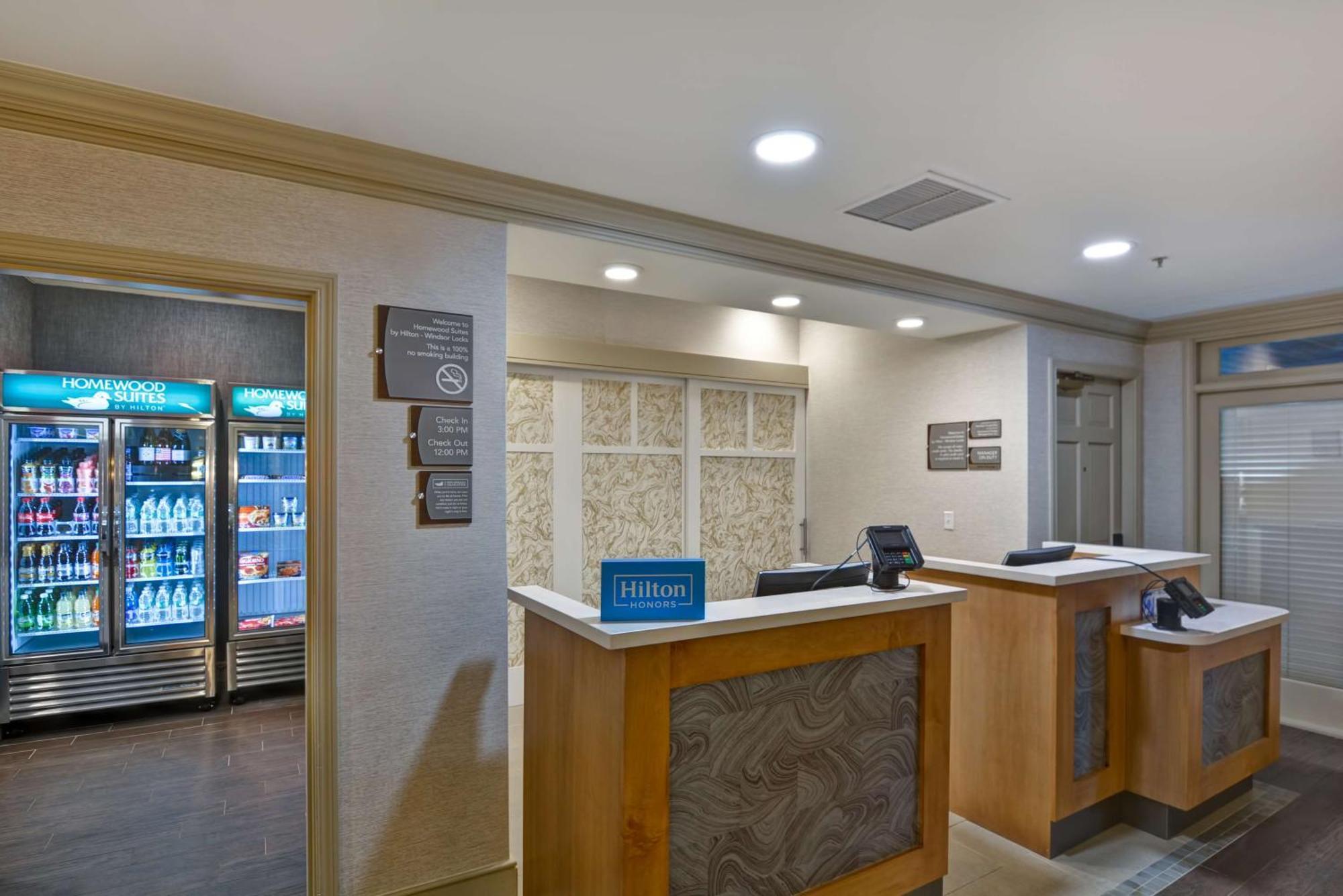Homewood Suites By Hilton Windsor Locks Hartford Eksteriør billede