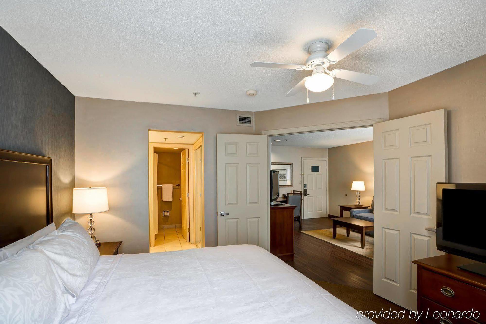 Homewood Suites By Hilton Windsor Locks Hartford Eksteriør billede